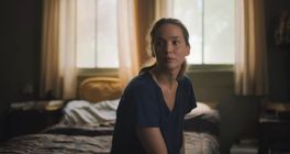 Die, My Love: Jennifer Lawrence a Robert Pattinson ve filmu o matce, která bojuje s psychózou
