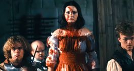 Kam se hrabe Disney, drsná hororová fantasy o Sněhurce má nový trailer