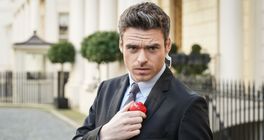 Richard Madden bude v thrilleru Trauma čelit teroristům, kteří obsadí nemocnici