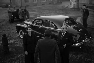 Chválené drama Fatherland vypráví o cestě napříč zničeným poválečným Německem