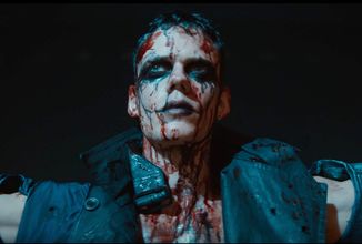 Vrána: Nový Eric Draven se vydává na krvavou cestu odplaty v prvním traileru
