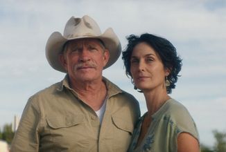 Accidental Texan: Vyhozený herec přichází hrát na texaská ropná pole 