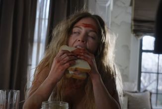 Sydney Sweeney odkrývá děsivá tajemství v traileru na adaptaci bestselleru Pomocnice