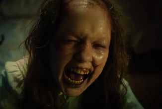V novém traileru na Vymítače ďábla se dvě nebohé dívky stanou obětmi pekelných sil