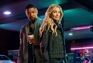 Drsní rodičové Cameron Diaz a Jamie Foxx rozdávají rány v traileru na Návrat do akce