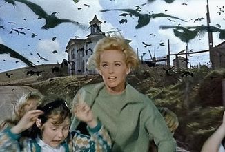 Seriálové zpracování hororové klasiky Ptáci si pod svá křídla vezme HBO