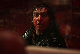Resident Evil: Nový trailer posílá hlavního hrdinu do noční můry plné monster