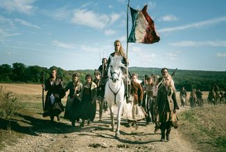 Trailer na francúzsky seriál La Révolution ukazuje skutočnú modrú krv