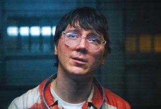 K remaku kultovního hororu Posedlost se připojuje Paul Dano