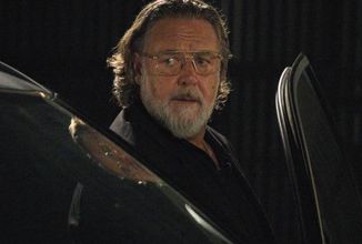V krimi komedii The Get Out se Russell Crowe dostane do křížku s kartely i ozbrojenými lupiči