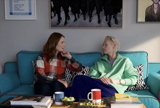 Julianne Moore a Tilda Swinton v první upoutávce na nový film Pedra Almodóvara