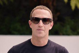 ray-ban_stories-zuckerberg.jpeg