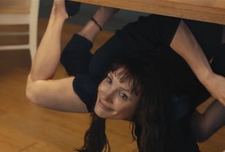 Jessica Chastain se v traileru na nový horor změní v pěkně děsivou maminku