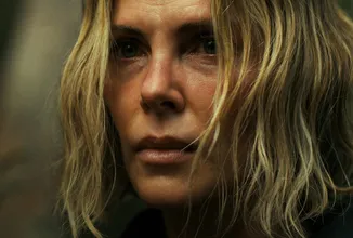 V thrilleru Apex bude Charlize Theron prchat před šíleným lovcem v australské divočině