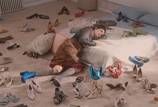 Bizarní ulítlost By Design bude vyprávět o ženě, ze které se stane židle