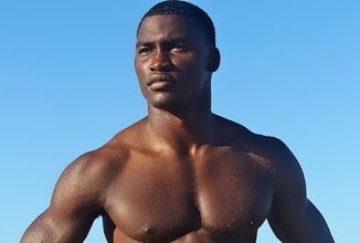 K rebootu Pobřežní hlídky se připojuje nováček Thaddeus LaGrone