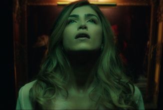 V hororovém thrilleru Bone Lake se spolubydlení dvou párů zvrhne v boj o holý život