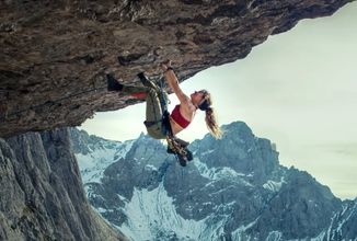 CLIFFHANGER-1ST-LOOK-IMAGE-F006C0032_241015_M8F039-Lily-James-photo-credit-Cliffhanger-production-FINAL.webp