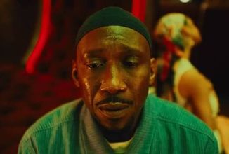 Mahershala Ali jako nájemný vrah hledá v novém akčním thrilleru víru i vykoupení