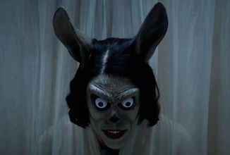 V hororu Hokum se Adam Scott postaví hrůzám prastaré irské čarodějnice