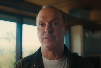 Goodrich: Michael Keaton žádá o pomoc Milu Kunis s výchovou dětí v nové komedii