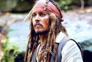 Johnny Depp si založil TikTok. Jeho první video vyvolalo negativní reakci tiskové mluvčí Amber Heard