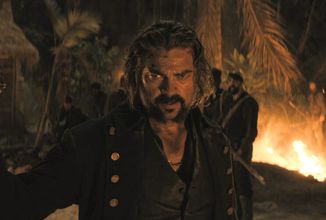 Pirát Karl Urban se vyráží mstít v prvním teaseru k dobrodružnému filmu The Bluff