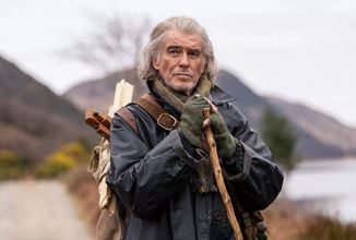 Four Letters of Love: Pierce Brosnan a Helena Bonham Carter v příběhu o lásce z Irska