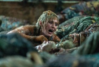 Devil’s Mouth: Kathryn Newton uvízne v podvodních jeskyních s hladovým žralokem