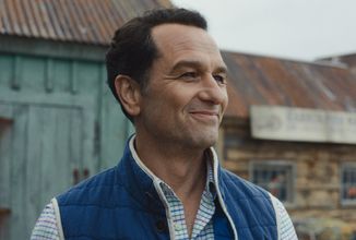 V hororové komedii Widow's Bay se podíváme do městečka, v němž se probudí něco zlého