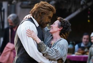 V lechtivé komedii Wicker si Olivia Colman pořídí proutěného manžela