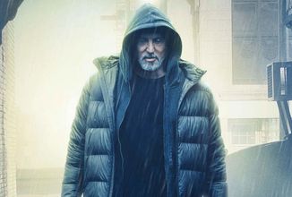 Sylvester Stallone se v traileru na Samaritána vrací z dlouhého superhrdinského důchodu