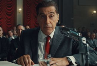 Mafián Al Pacino a kněz Kiefer Sutherland si půjdou po krku v akčním thrilleru Father Joe