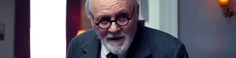 Freud's Last Session: Nový trailer odhaluje Anthonyho Hopkinse v roli světoznámého psychologa