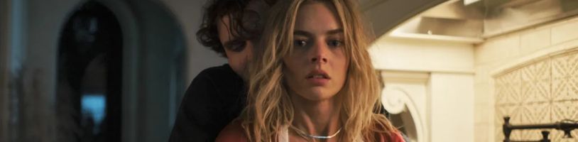 Borderline: Samara Weaving prchá před šíleným stalkerem, který chce svatbu