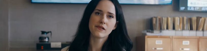 Hlavní roli v druhé řadě seriálu Nedostatek důkazů ztvární Rachel Brosnahan