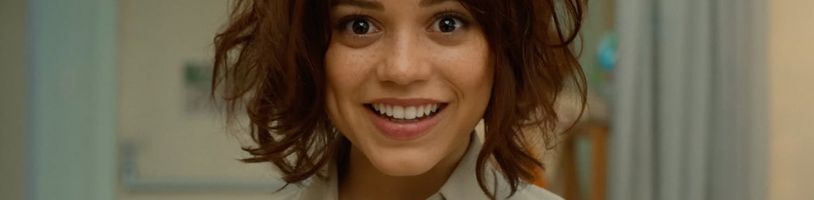 Pěkný trailer ke sci-fi Klára a slunce nám představí Jennu Ortegu jako přátelskou robotku