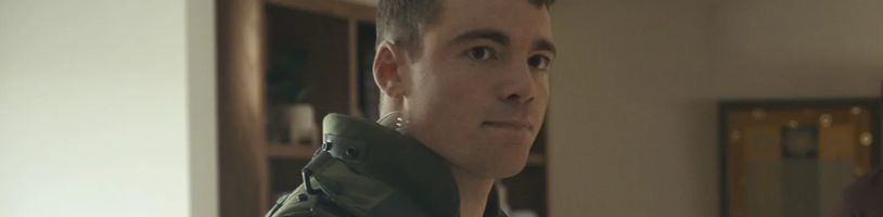 Třetí řada Nočního agenta už klepe na dveře, podívejte se na nový trailer