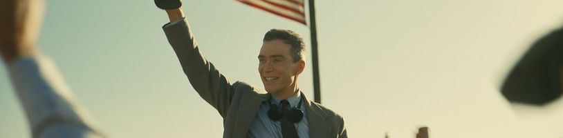Mračna nad Hollywoodem ještě více potemněla. Ke stávkujícím scenáristům se přidávají herci 