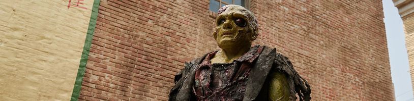 Toxický mstitel: V novém teaseru zmutovaný hrdina brutálně přeruší koncert metalové kapely