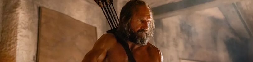 The Return: Ralph Fiennes jako ithacký král Odysseus na prvních fotkách