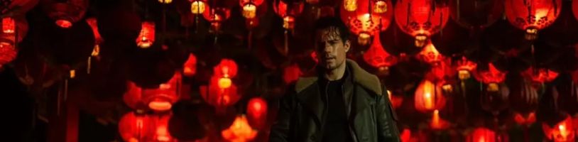 Highlander: Henry Cavill se jako nesmrtelný šermíř představuje na prvních fotkách