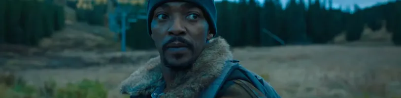 Anthony Mackie prchá před monstry v postapokalyptickém thrilleru Elevation