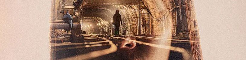 V korejském thrilleru Paradise Lost se syn hlavní hrdinky setká se svou mladší virtuální kopií