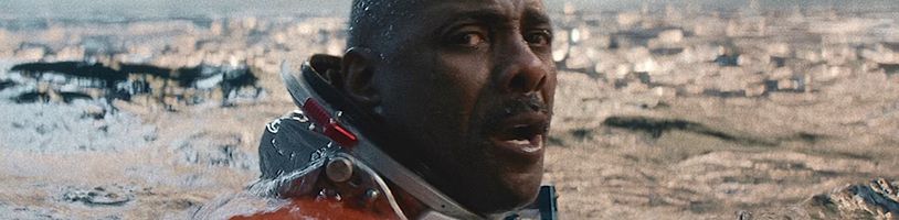 Ve sci-fi thrilleru Above the Below uvízne Idris Elba v podmořské pasti