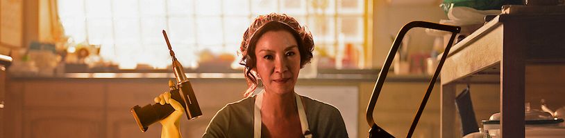 Chirurgyně Michelle Yeoh bude řezat padouchy v akčňáku The Surgeon