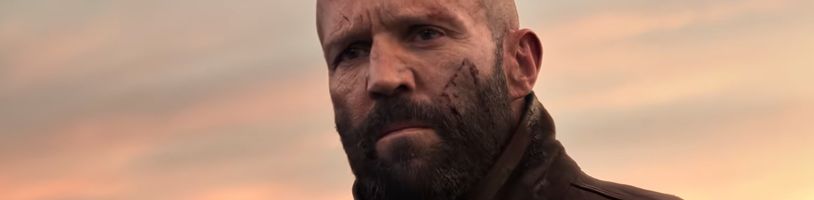 V prvním traileru na akčňák Včelař 2 je Jason Statham znovu připraven se všemi zatočit