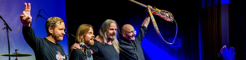 Fastloaders v Praze: retro hudba z Commodoru a Amigy jako živý rockový koncert
