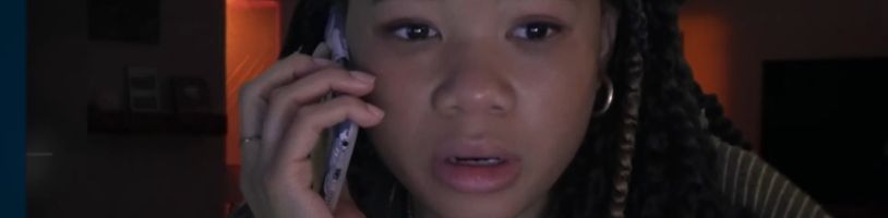 V thrilleru Missing bude mladá dívka pátrat po své ztracené matce skrze sociální sítě