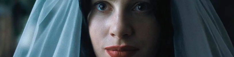 V hororové sérii Stane se něco hrozně špatného zavítáme na jednu divnou svatbu